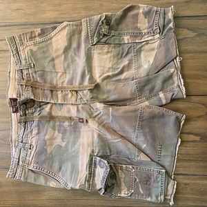 Abercrombie & Fitch Vintage Camo Cargo Shorts